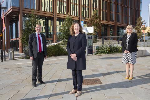 Dame Jackie Daniel, CEO Newcastle Hospitals, and Newcastle City Council's Leader, Cllr Nick Forbes, and Chief Executive, Pat Ritchie